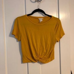 Cropped T-shirt